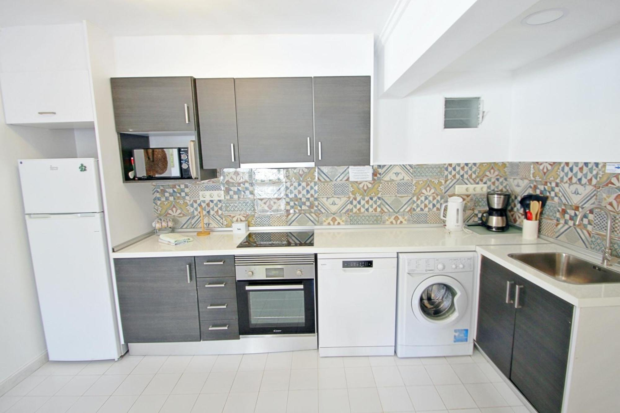 Aaron - With Stunning Views And Private Pool In Villa *