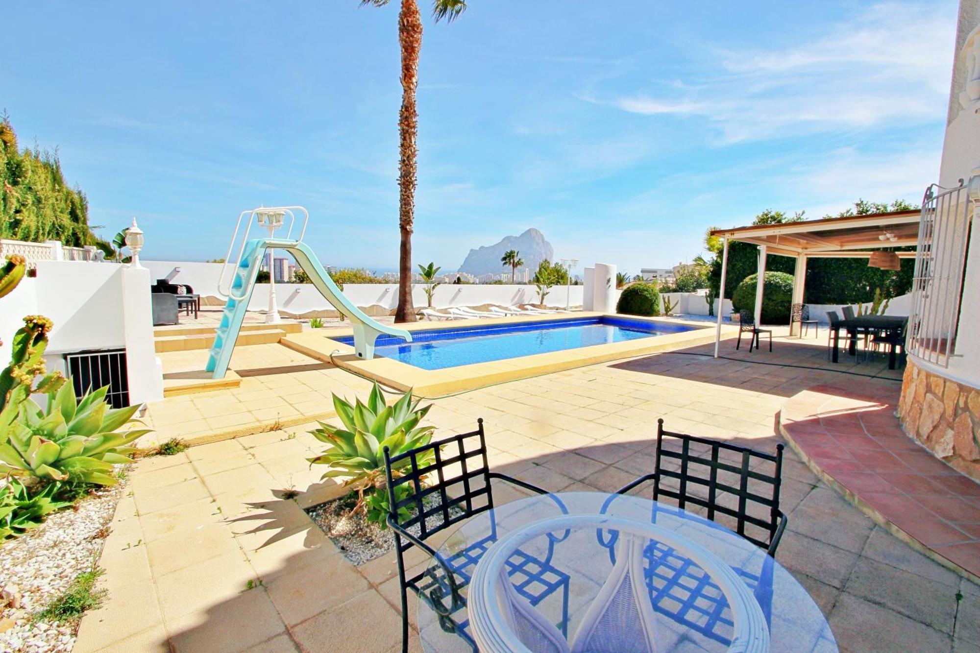 Aaron - With Stunning Views And Private Pool In Villa Calpe